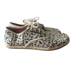 TOMS Shoes Cordones Leopard Animal Print Womens Size 8 Lace Up Espadrilles Beige